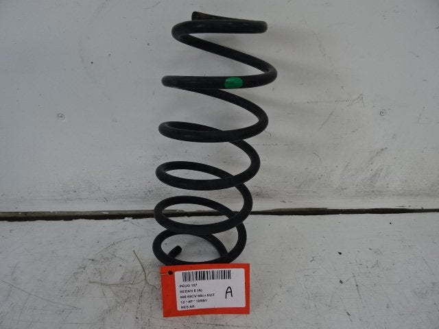 SCHROEFVEER ACHTER Peugeot 107 (01-2005/05-2014), Kontakt-peugeot@peugeot.com, Gebruikt, Peugeot Deutschland GmbH, Bahnhofsplatz
65423  Rüsselsheim, DE