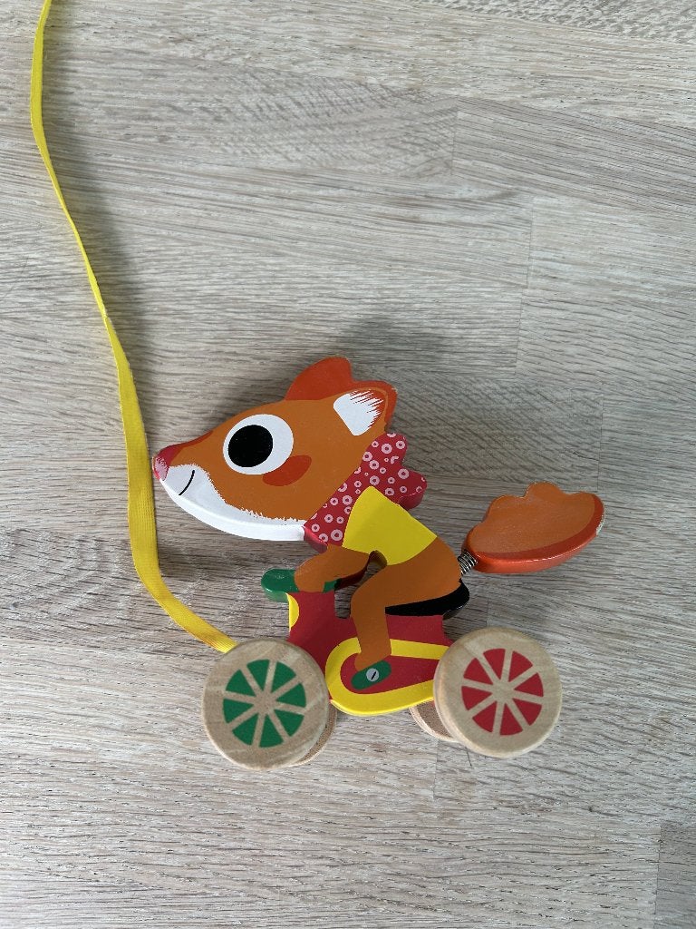 Djeco Houten trekspeelgoed vosje, Kinderen en Baby's, Speelgoed | Houten speelgoed, Ophalen, Gebruikt, Duw- of Trekspeelgoed