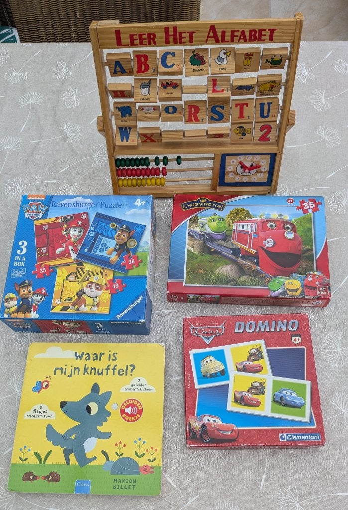 puzzels paw patrol+chugginton-leer-alfabet-domino cars, Enlèvement, Utilisé, Garçon ou Fille