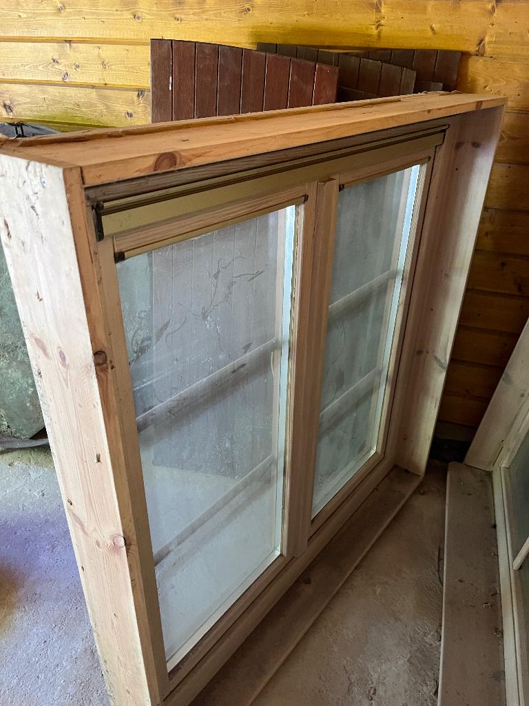 fenetre en bois 120x120cm, Double vitrage, Comme neuf, Fenêtre de façade ou Vitre, Enlèvement