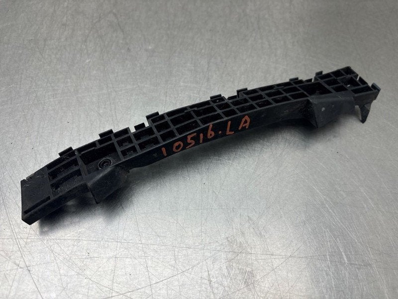 BUMPERSTEUN LINKS ACHTER Honda Jazz (GE6 / GE8 / GG / GP), Gebruikt, Honda