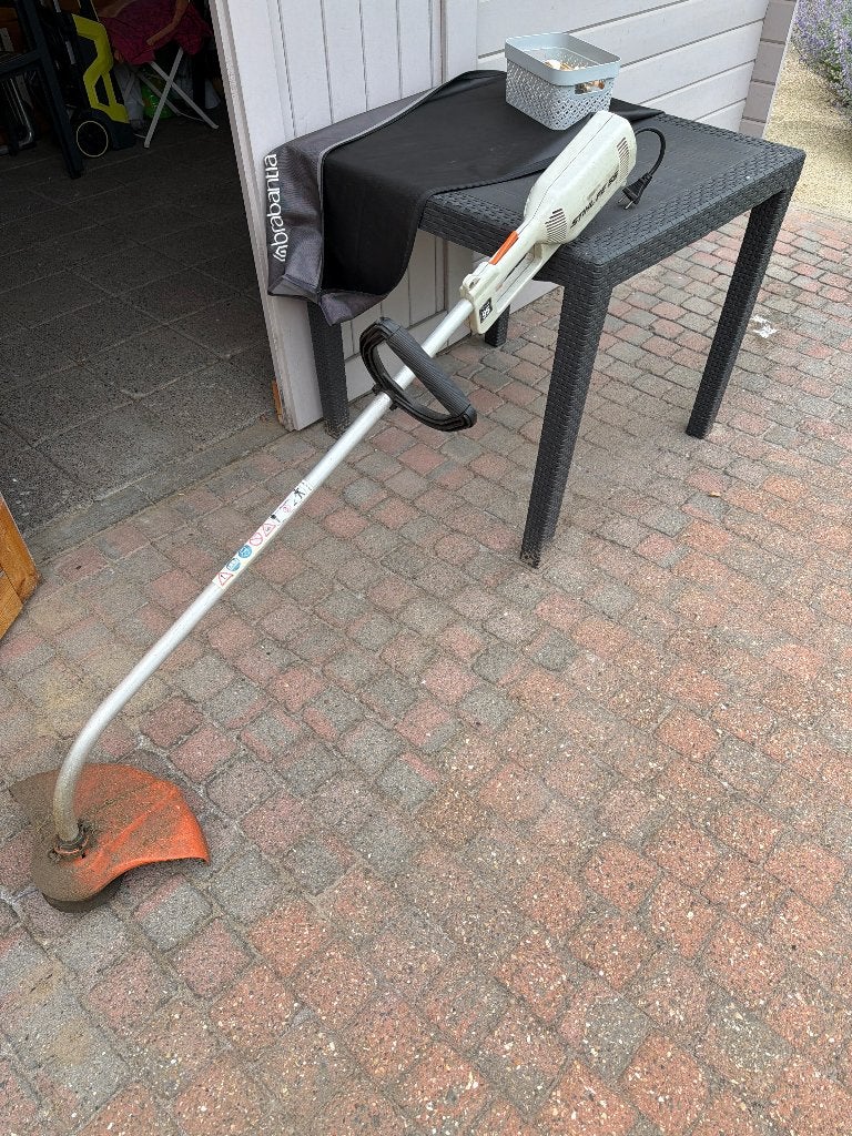 Grastrimmer stihl, Ophalen, Stihl, Gebruikt, 10 tot 30 cm