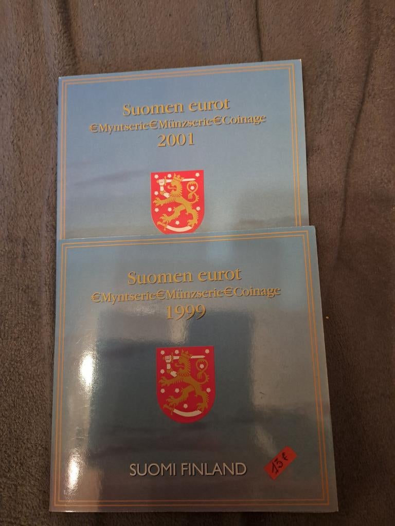 2 muntsets finland 1999 en 2001 sets zijn unc, Postzegels en Munten, Munten | Europa | Euromunten, Ophalen, Finland