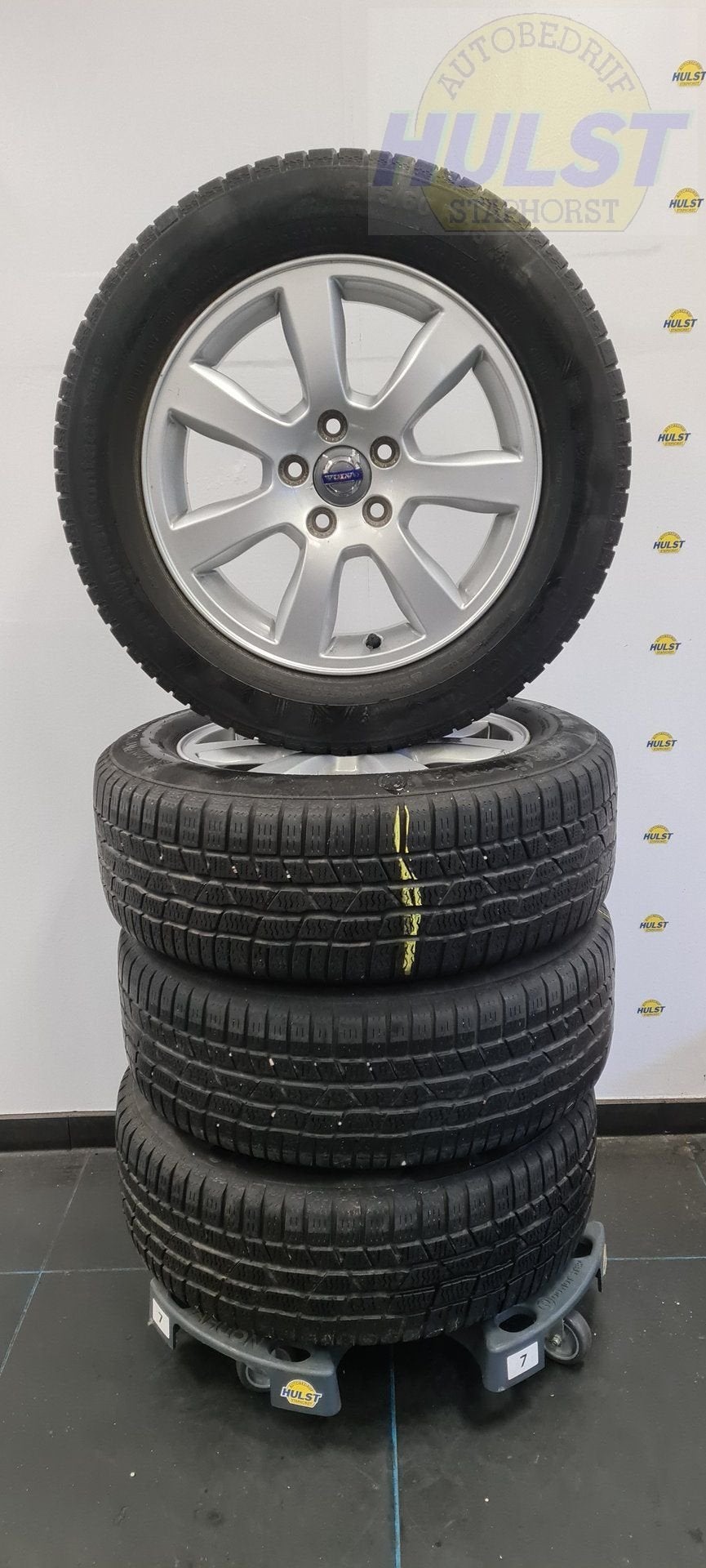 Set orginele Volvo 16 inch velgen, Auto-onderdelen, Banden en Velgen, Ophalen, Gebruikt, Velg(en), -