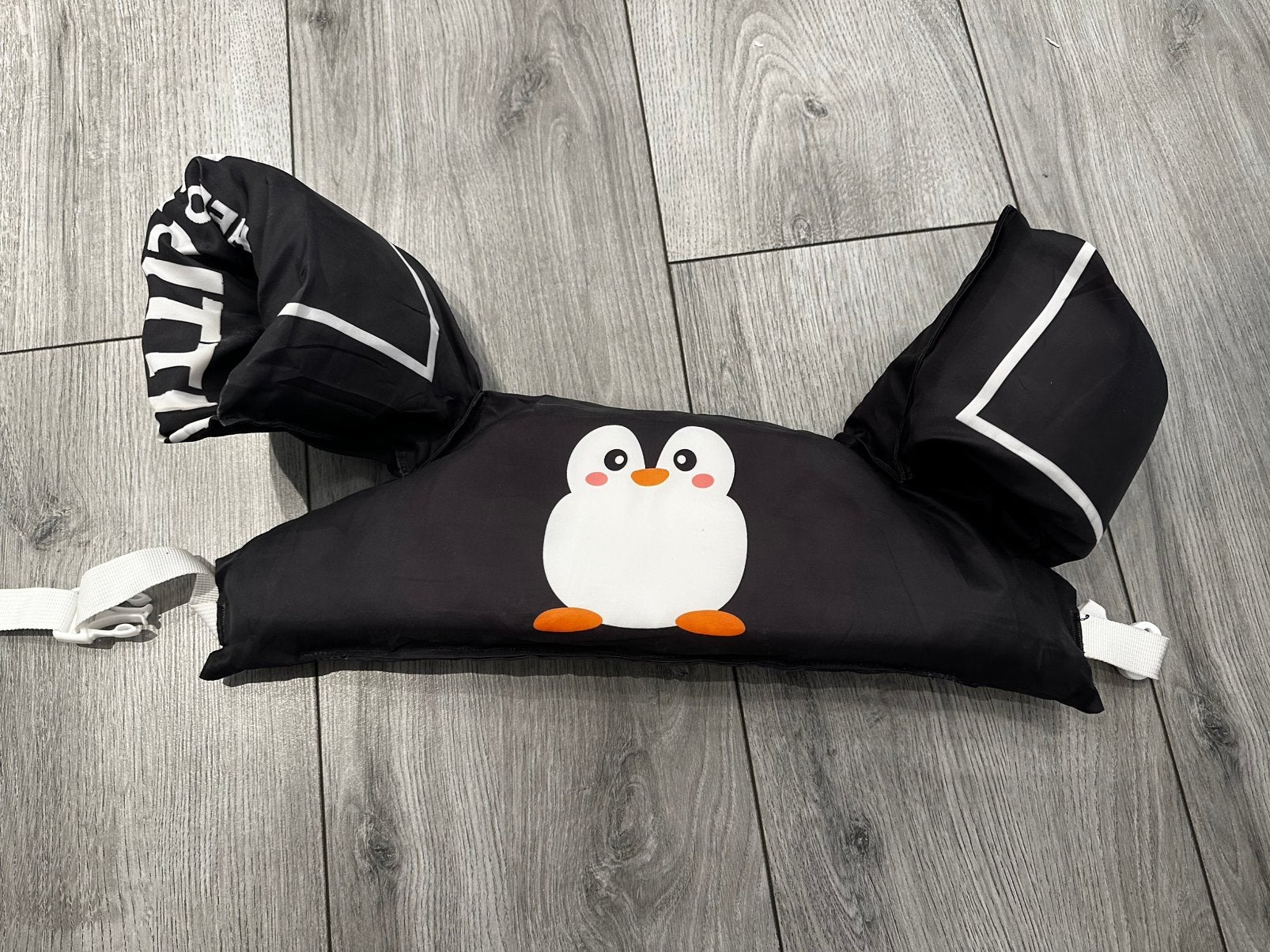Puddle Jumper met pinguïn, Kinderen en Baby's, Kinderkleding | Overige, Ophalen, Zo goed als nieuw, Jongen of Meisje