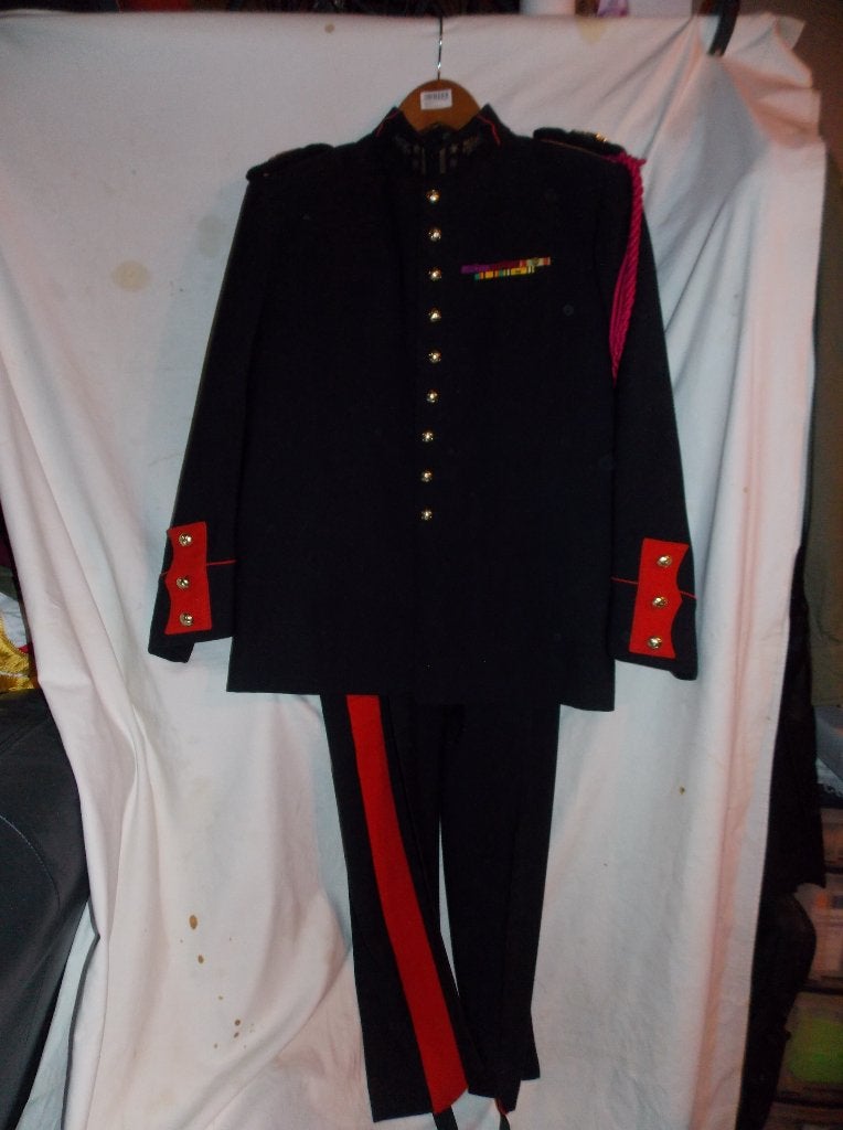 LT kolonel 3de luchtdoel artillerie gala uniform, Verzamelen, Ophalen of Verzenden, Landmacht, Kleding of Schoenen