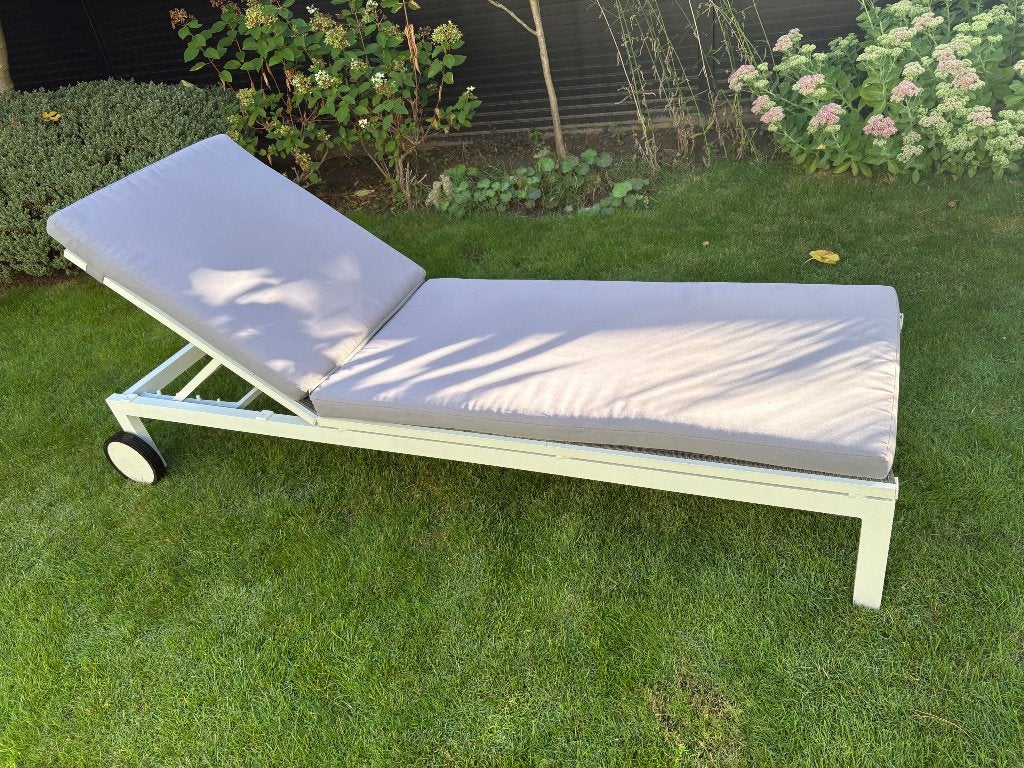 chaise longue, Jardin & Terrasse, Chaises longues, Enlèvement, Comme neuf, Aluminium, Réglable