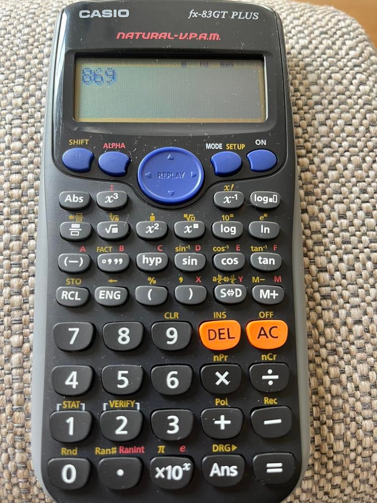 Casio avec couvercle, Divers, Calculatrices, Enlèvement ou Envoi, Comme neuf