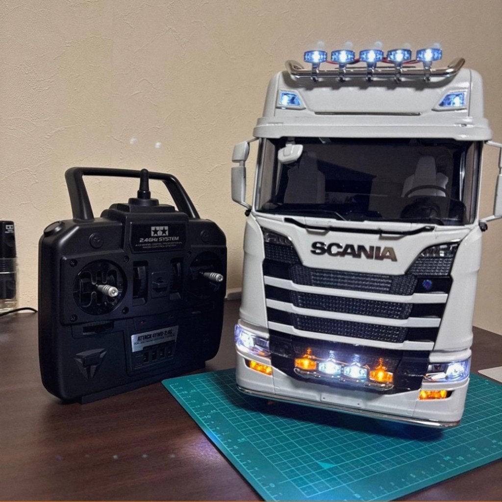 Tamiya Big Truck 1/14 Scania, Hobby & Loisirs créatifs, Modélisme | Voitures & Véhicules, Camion, Enlèvement ou Envoi, Plus grand que 1:32