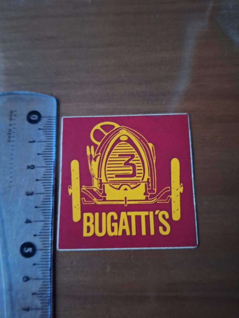 Vintage sticker Bugatti's, Collections, Enlèvement ou Envoi, Comme neuf, Voiture ou Moto