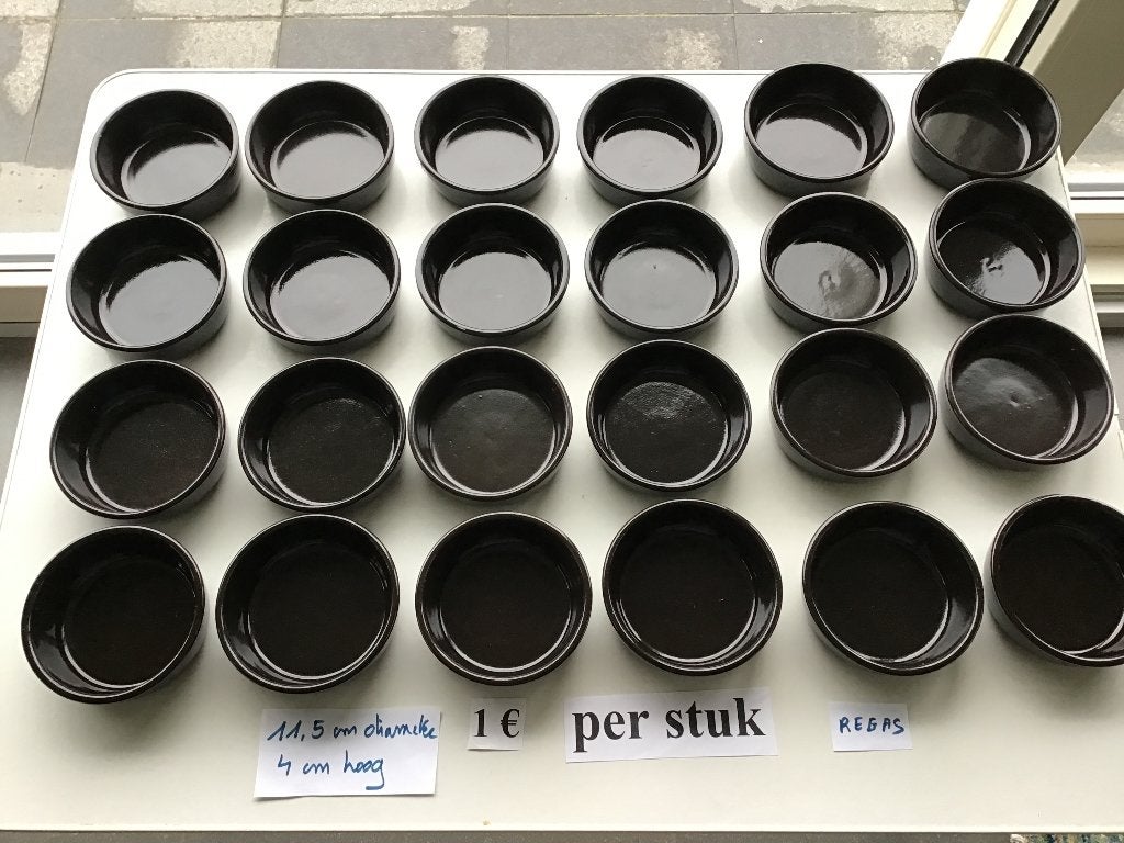 24 nouveaux plats à four Regas d'un diamètre de 11,5 cm, Maison & Meubles, Enlèvement ou Envoi, Neuf
