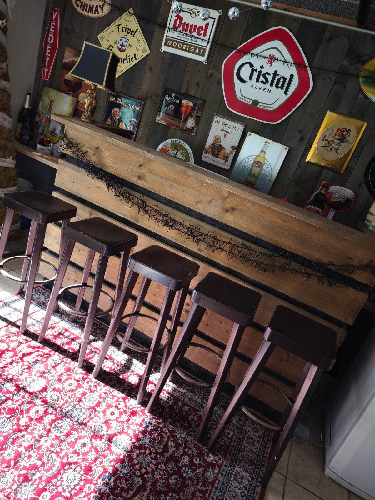 Houten toog, Ophalen