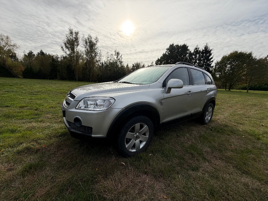 Chevrolet Captiva 2.0TD 4x4 7 places 1er propr. 129 000 km, Autos, 197 g/km, Argent ou Gris, 110 kW, Entreprise