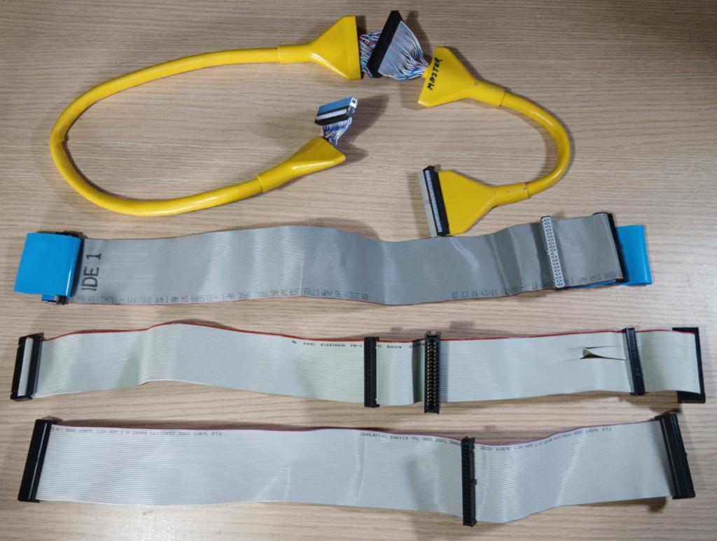 4 x IDE kabels voor harde schijf / floppy drive, Computers en Software, Ophalen of Verzenden