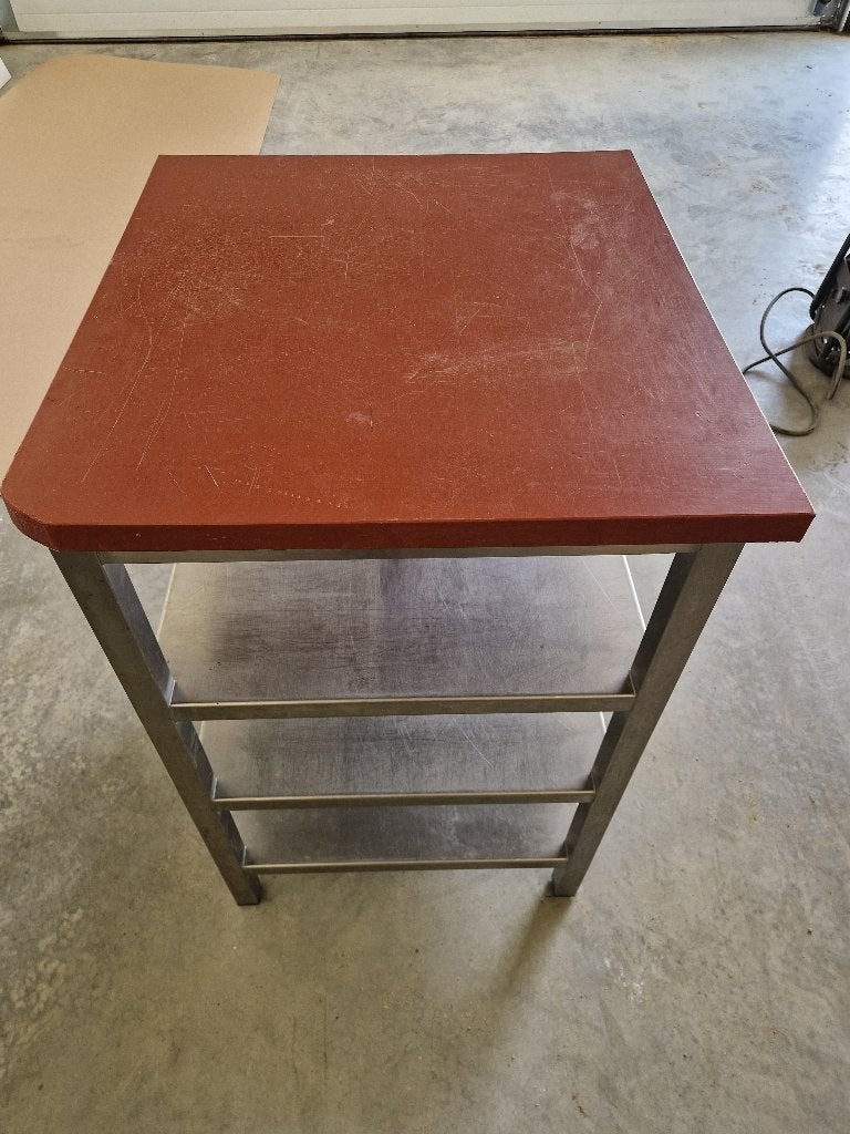 Beenhouwer werktafel, Ophalen