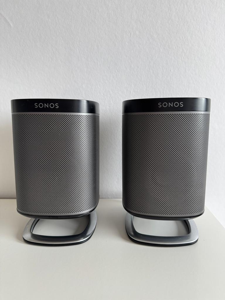 2x SONOS play 1 (one) met houders Vogel’s perfecte staat, Audio, Tv en Foto, Luidsprekerboxen, Ophalen, Zo goed als nieuw