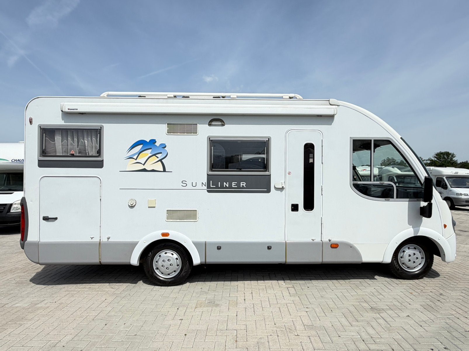 CAMPING-CAR INTÉGRÉ KNAUS SUNLINER | 2,8 JTD | GARAGE XXL |, Caravanes & Camping, Camping-cars, Jusqu'à 4, 6 à 7 mètres, Fiat