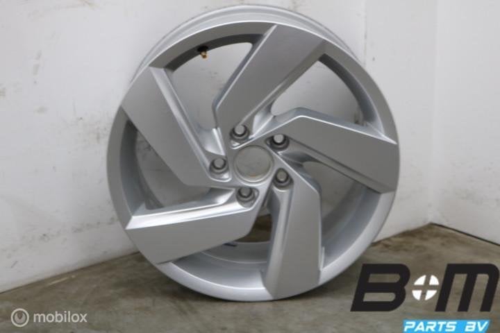 ORIGINEEL 1 losse 17 inch Richmond velg VW Golf 8 5H0601025E, Gebruikt, Velg(en)