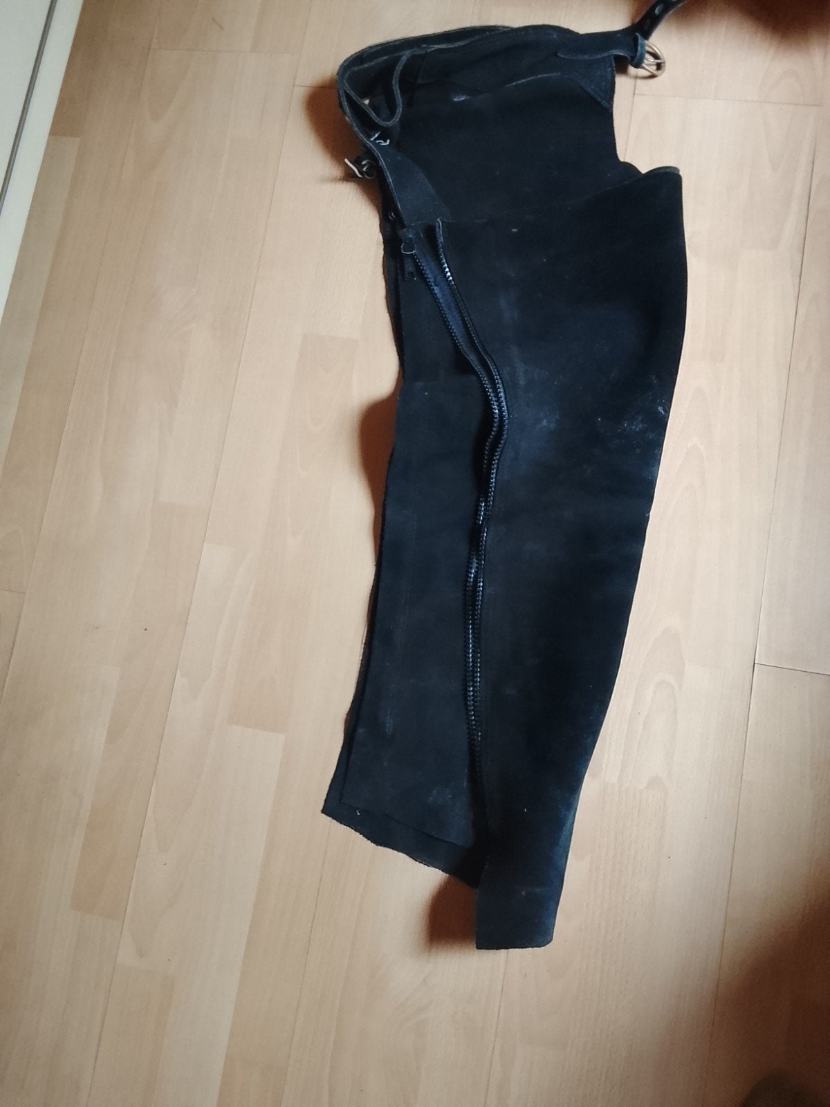 35euro lange ruiterchaps, Ophalen