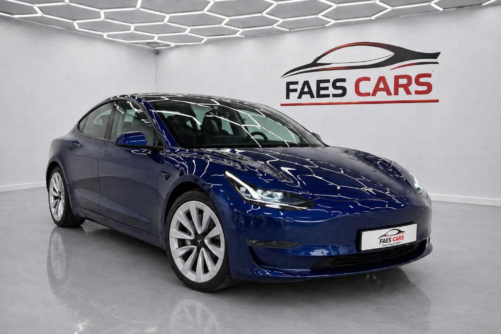 Tesla Model 3 amper 37000 Km en 498 Pk, Auto's, Tesla, Automaat, Euro 6, Blauw, Leder
