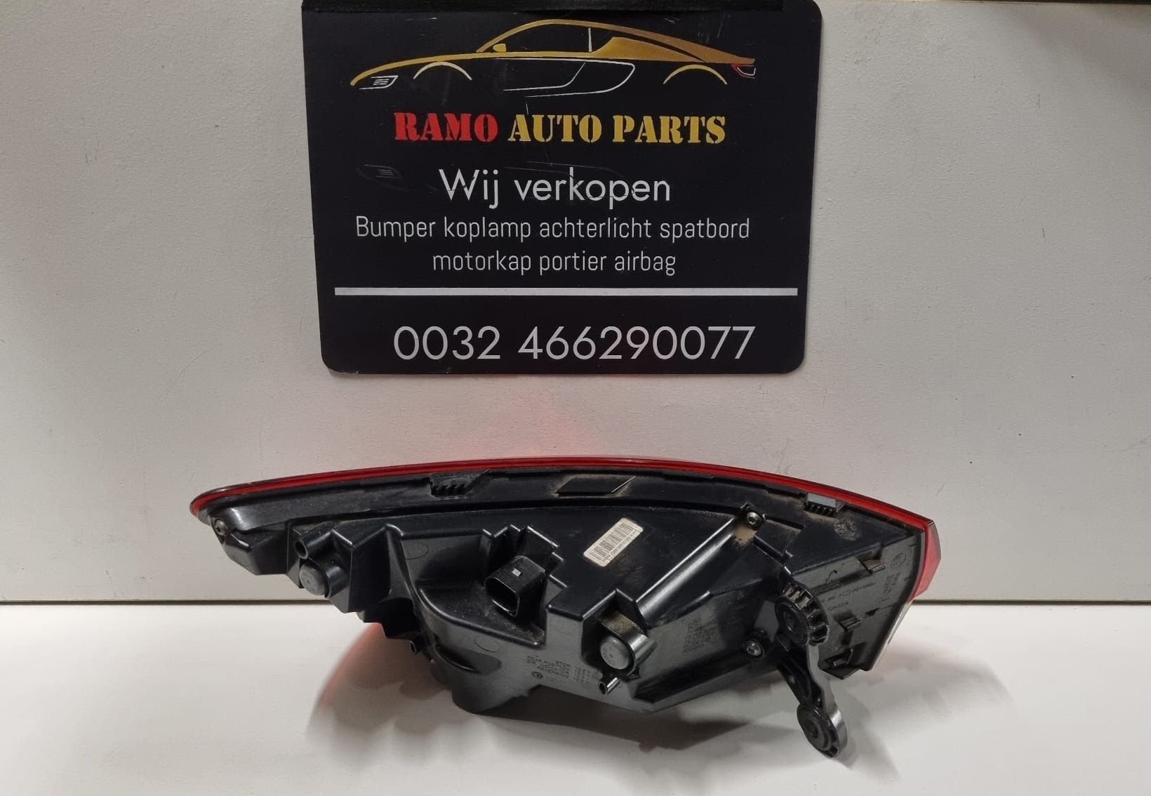 ACHTERLICHT VOOR SKODA OCTAVIA 2020 RECHTS 5E3945208A, Gebruikt, -, -, Ophalen of Verzenden