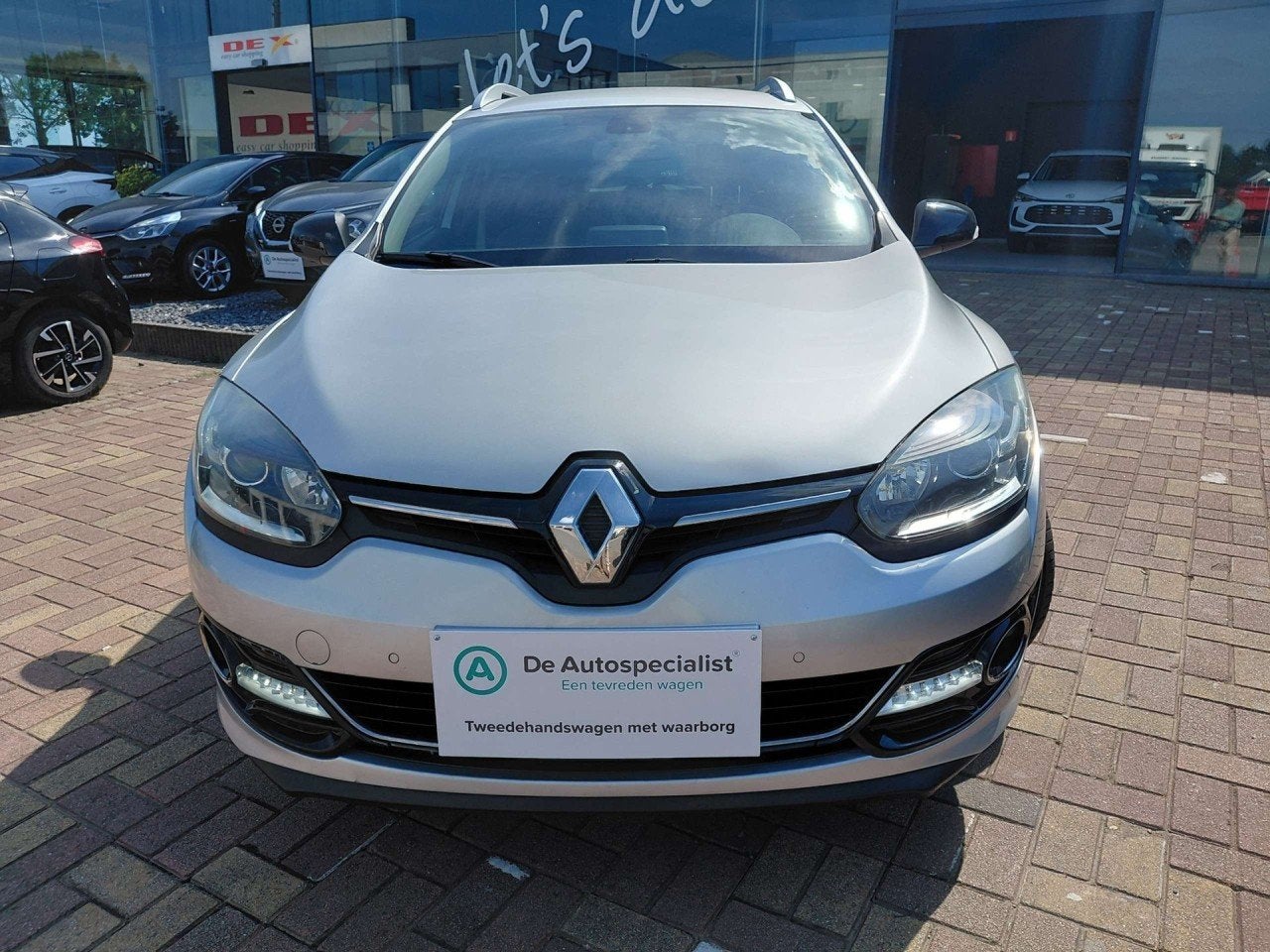 Renault Mégane BOSE Edition (bj 2015), Auto's, Voorwielaandrijving, Euro 5, Stof, Gebruikt