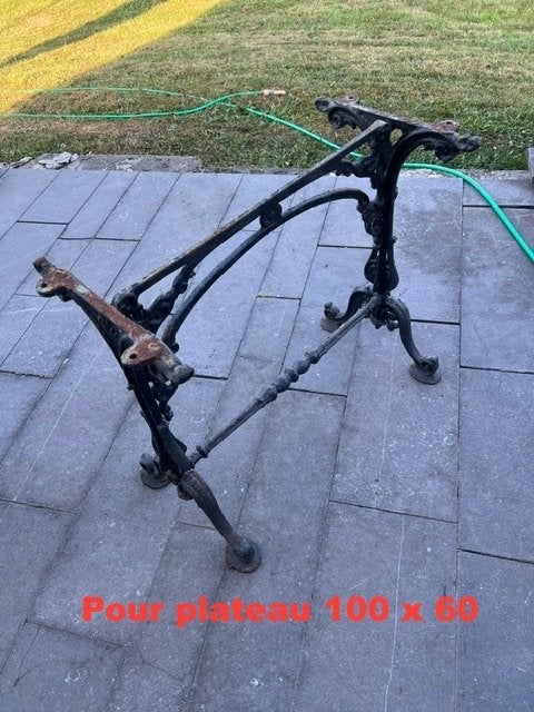 PIED TABLE FONTE, Jardin & Terrasse, Enlèvement, Utilisé, Autres matériaux