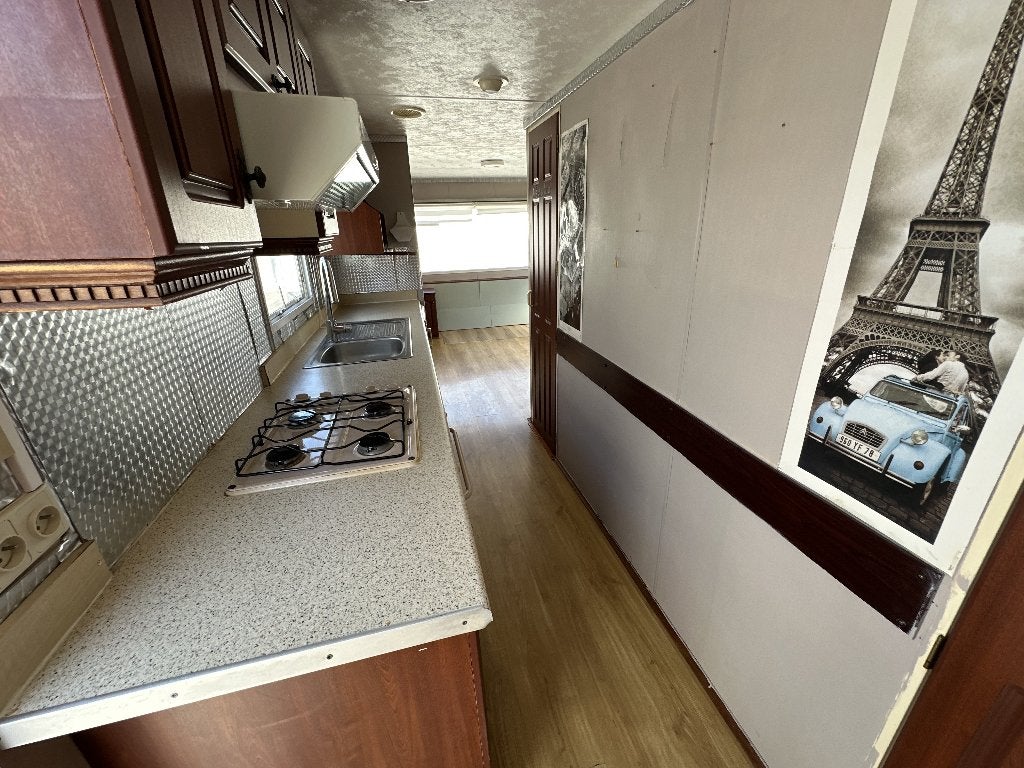 Occasion Depot 3 — Willerby 880 x 310 cm — 2 chambres
