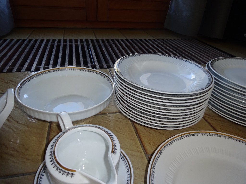 Volledig nieuw eetservies, Ophalen of Verzenden, Nieuw, Bord(en)