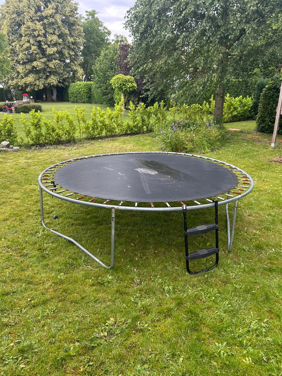 Trampoline BERG, Ophalen, Zo goed als nieuw