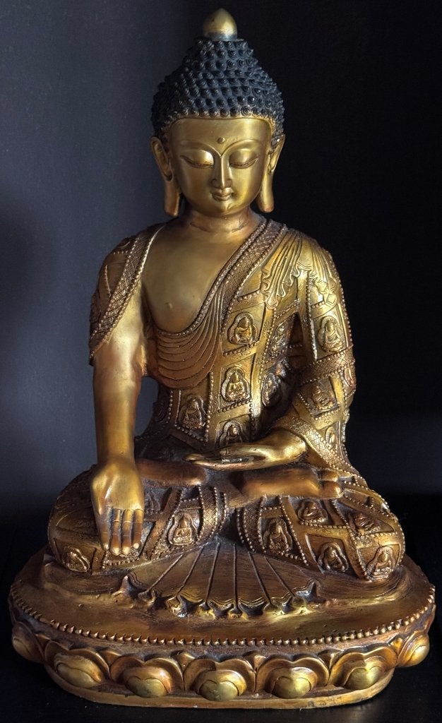 Grote Boeddha in verguld brons, gesigneerd - 1960 - China, Antiek en Kunst, Ritueel object, Goud, 45 cm, Ophalen of Verzenden