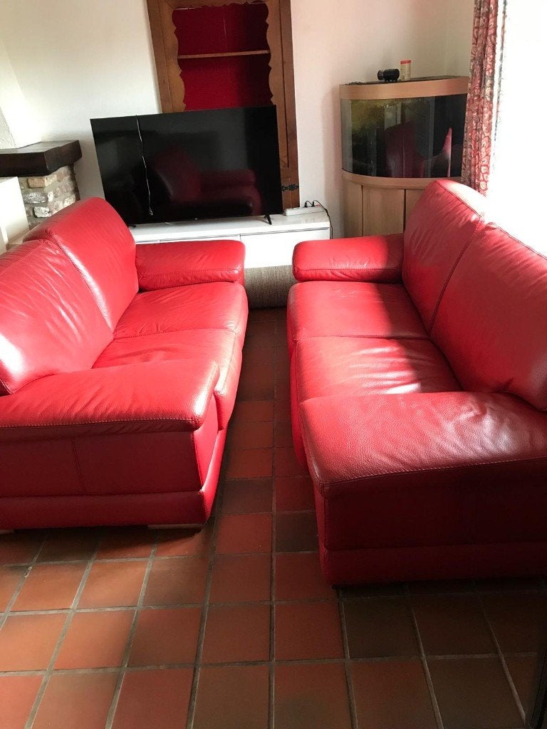 Salon en cuir rouge, Quatre personnes ou plus, Banc droit, Comme neuf, Enlèvement