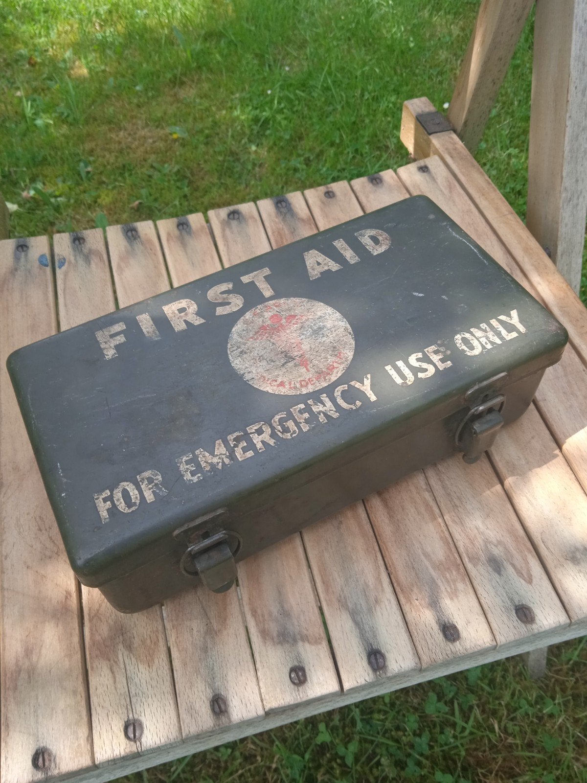 Boite US WW2 First Aid, Enlèvement ou Envoi