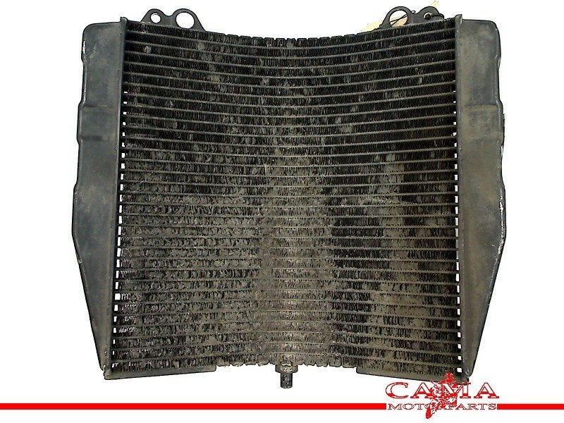 RADIATEUR EAU Suzuki GSX R 750 1992-1995 (GSXR 750 GR7B), Dhr. S. di Majo, Utilisé, Info@cama-motorparts.nl, P.J. Troelstraweg 8 8
3144 CX  MAASSLUIS, NL