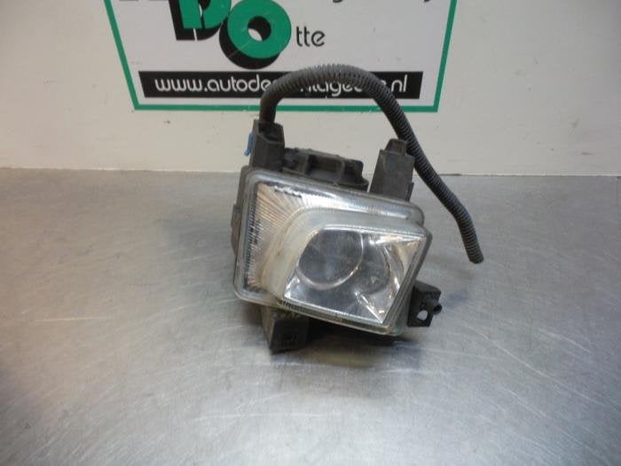 Feu antibrouillard avant gauche d'un Opel Vectra (Vectra C 0, -, Opel, Utilisé, -