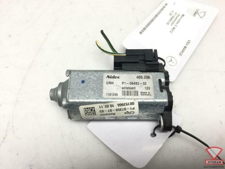 moteur de si ge mercedes e w212 p1 08483 02, Autos : Pièces & Accessoires, Mercedes-Benz AG, Mercedes-Benz, Utilisé, Mercedesstrasse 120
70372  Stuttgart, DE