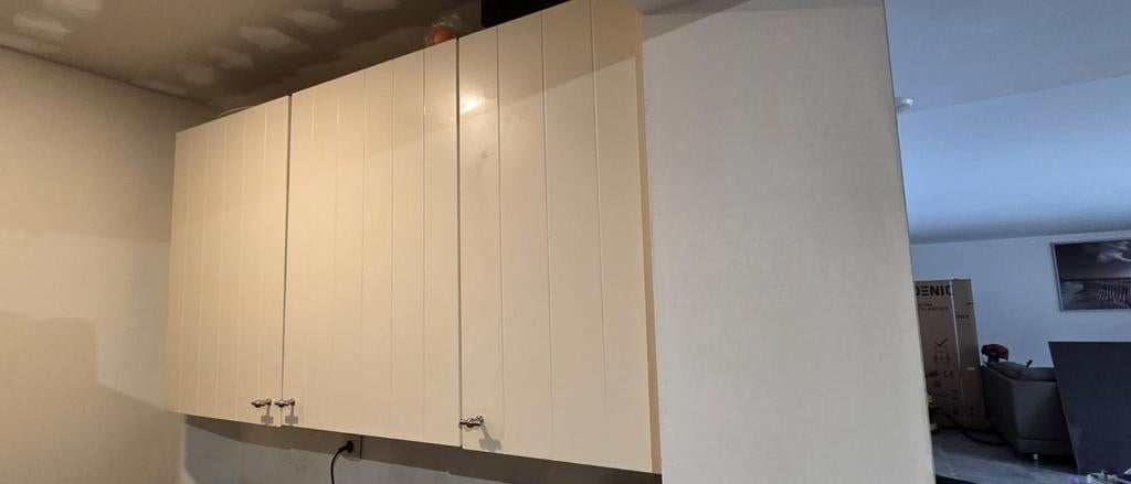 Cuisine avec appareils Smeg, Enlèvement