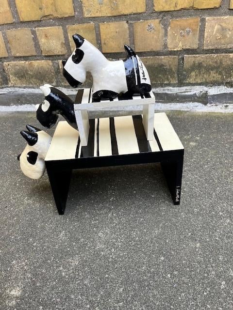 Chiens décoratifs de la marque espagnole Helio Feretti, Enlèvement, Utilisé