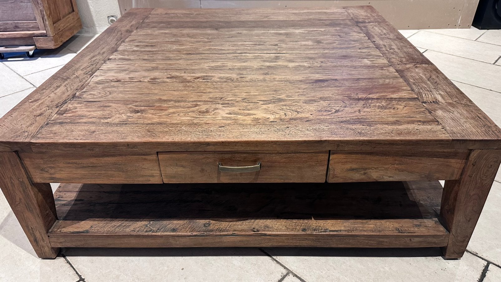 Massief driftwood salontafel, Ophalen, Vierkant, Zo goed als nieuw, 5 – 50