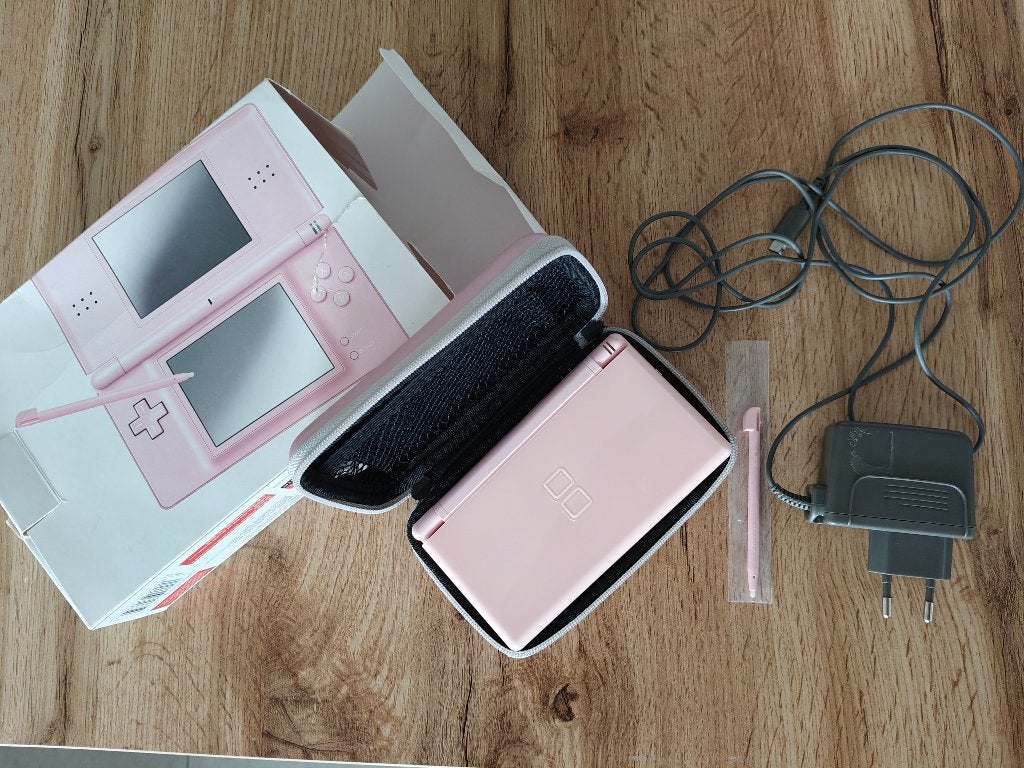 Nintendo DS Lite - roze, Games en Spelcomputers, Spelcomputers | Nintendo DS, Ophalen, Gebruikt, Roze, DS Lite