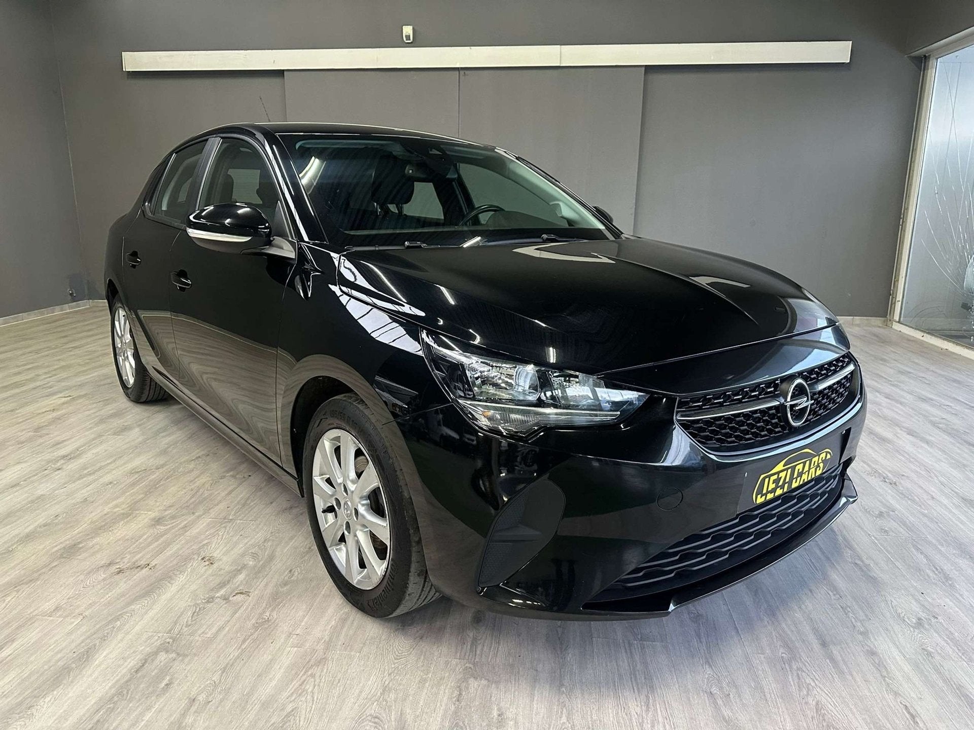 Opel Corsa 1.2 L Edition Pack Start/Stop, Auto's, Opel, Stof, 1199 cc, https://public.car-pass.be/vhr/99cd9205-d262-4427-8a5c-ff0e8c6a5a10