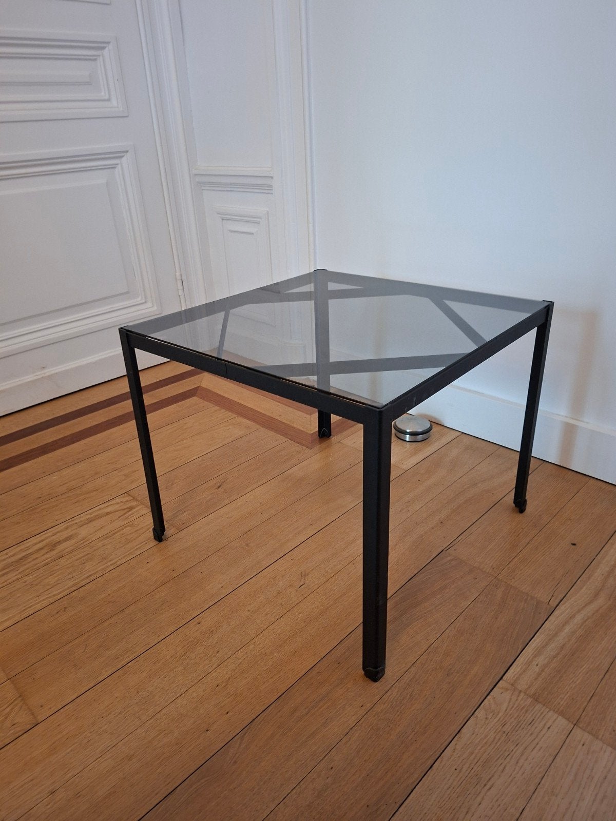 Table d'appoint, Enlèvement