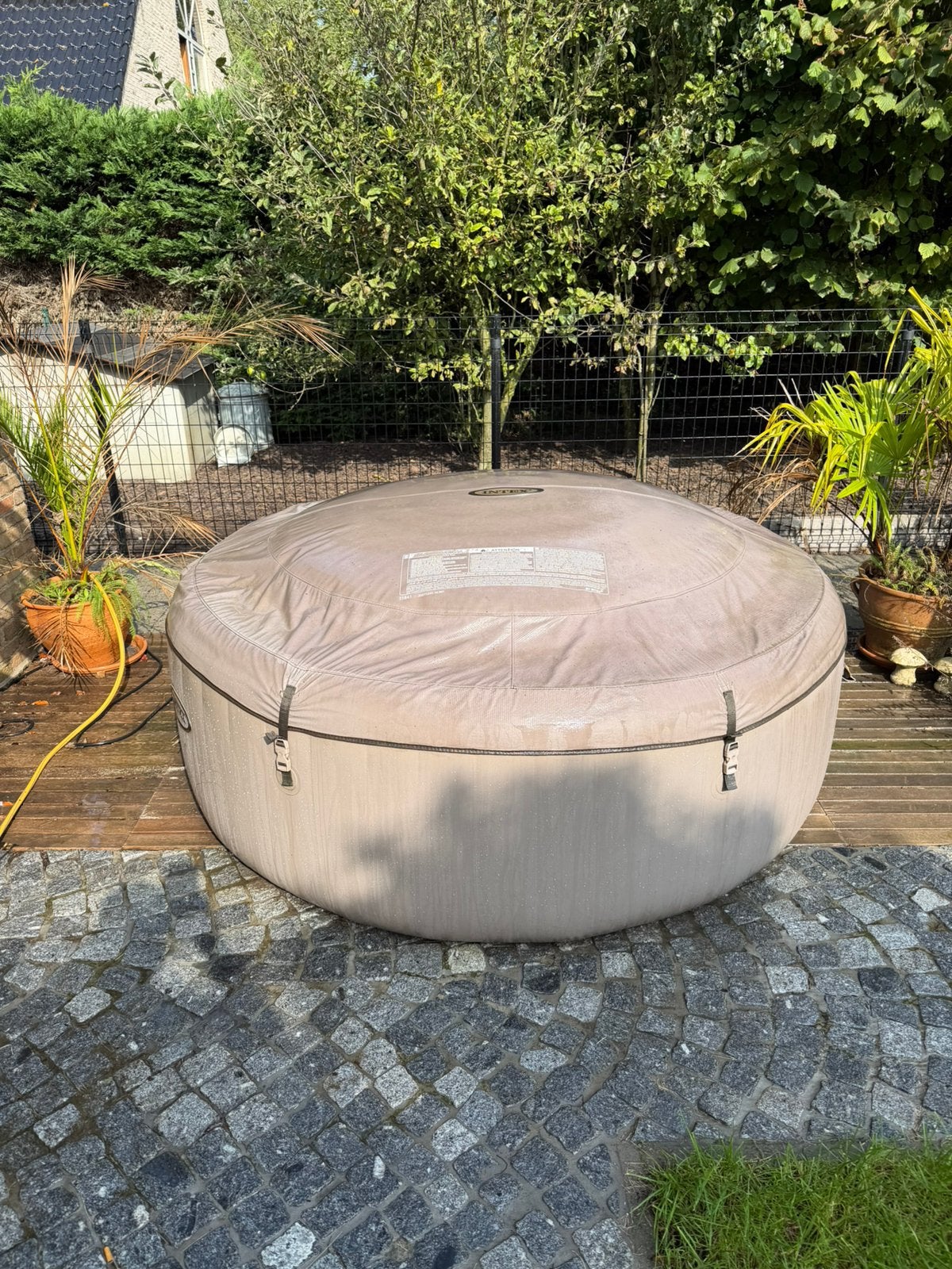 Intex pure spa 4p, Jardin & Terrasse, Enlèvement, Utilisé, Couverture, Gonflable
