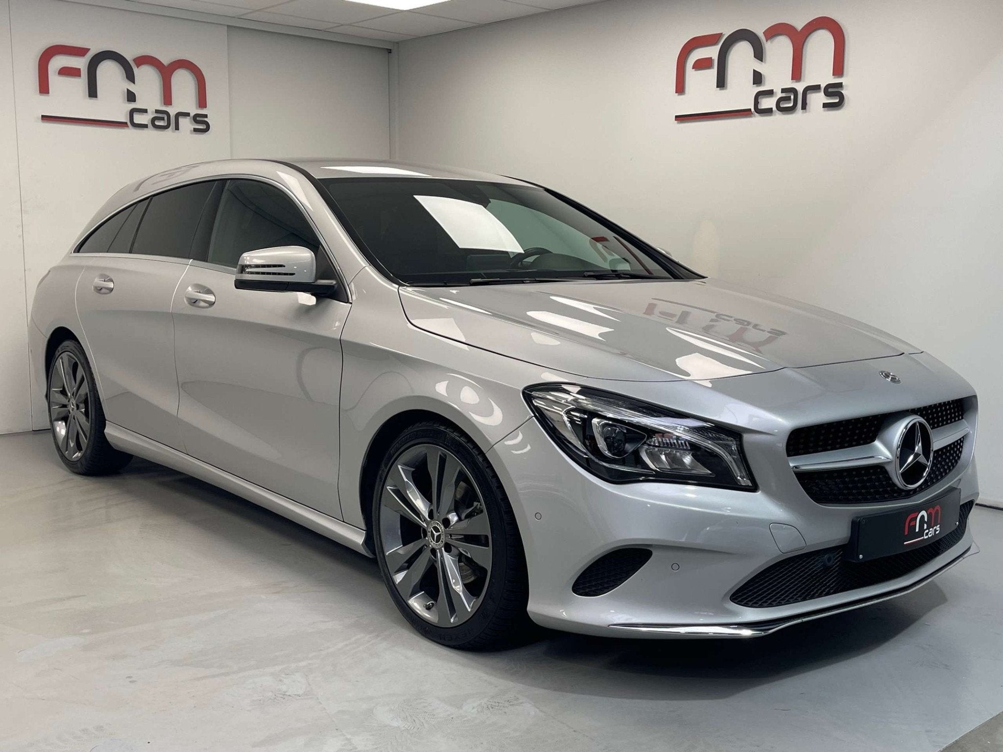 Mercedes-Benz CLA-Klasse 180 i Automaat 119.000km bwj2018 Ca, Achat, Euro 6, Entreprise, Carnet d'entretien