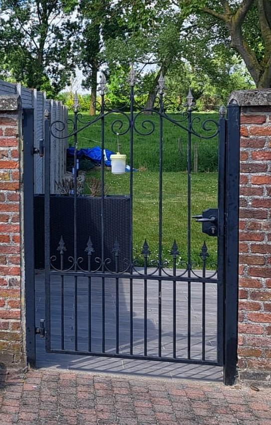 Tuinpoort te koop, Tuin en Terras, Tuinpoorten, Ophalen, Gebruikt, 100 tot 150 cm, Draaipoort