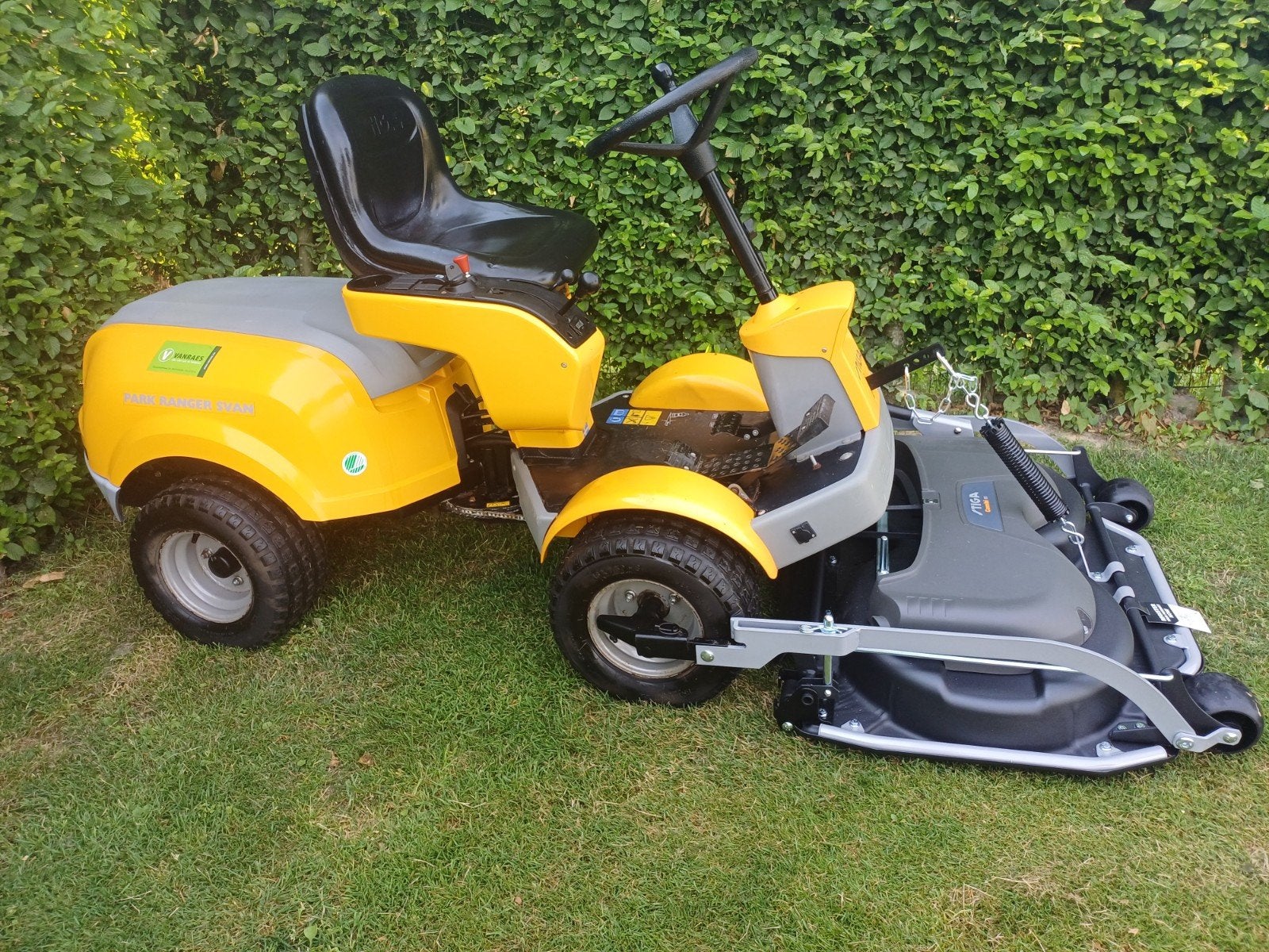Zitmaaier stiga park ranger 18Honda 2cilinder👉nieuw maaidek, Tuin en Terras, Ophalen