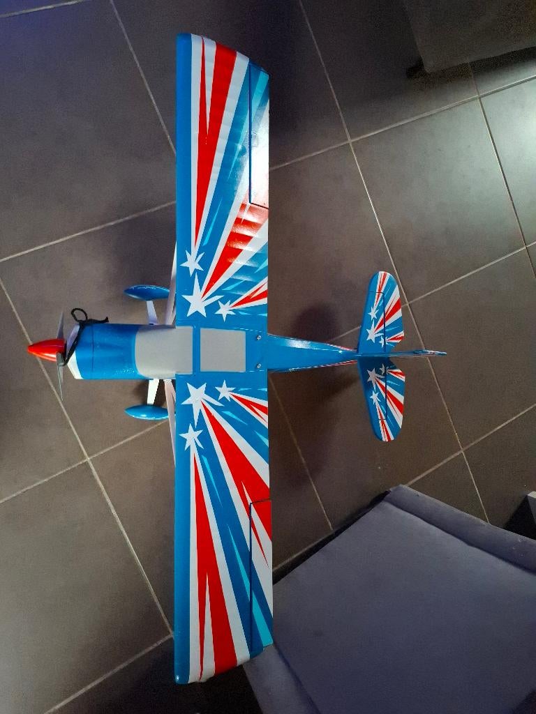 E flite decathlon, Hobby en Vrije tijd, Ophalen, Zo goed als nieuw, Elektro