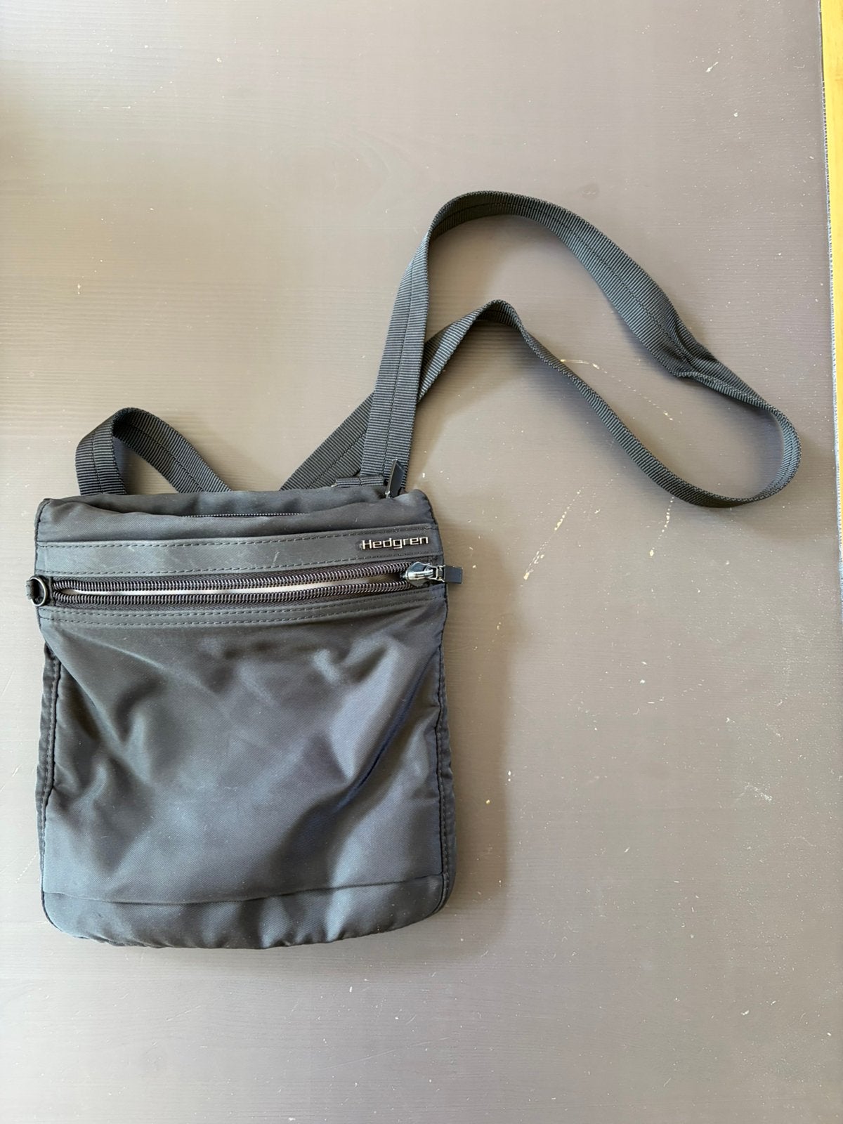 Handtas HEDGREN, Enlèvement, Comme neuf