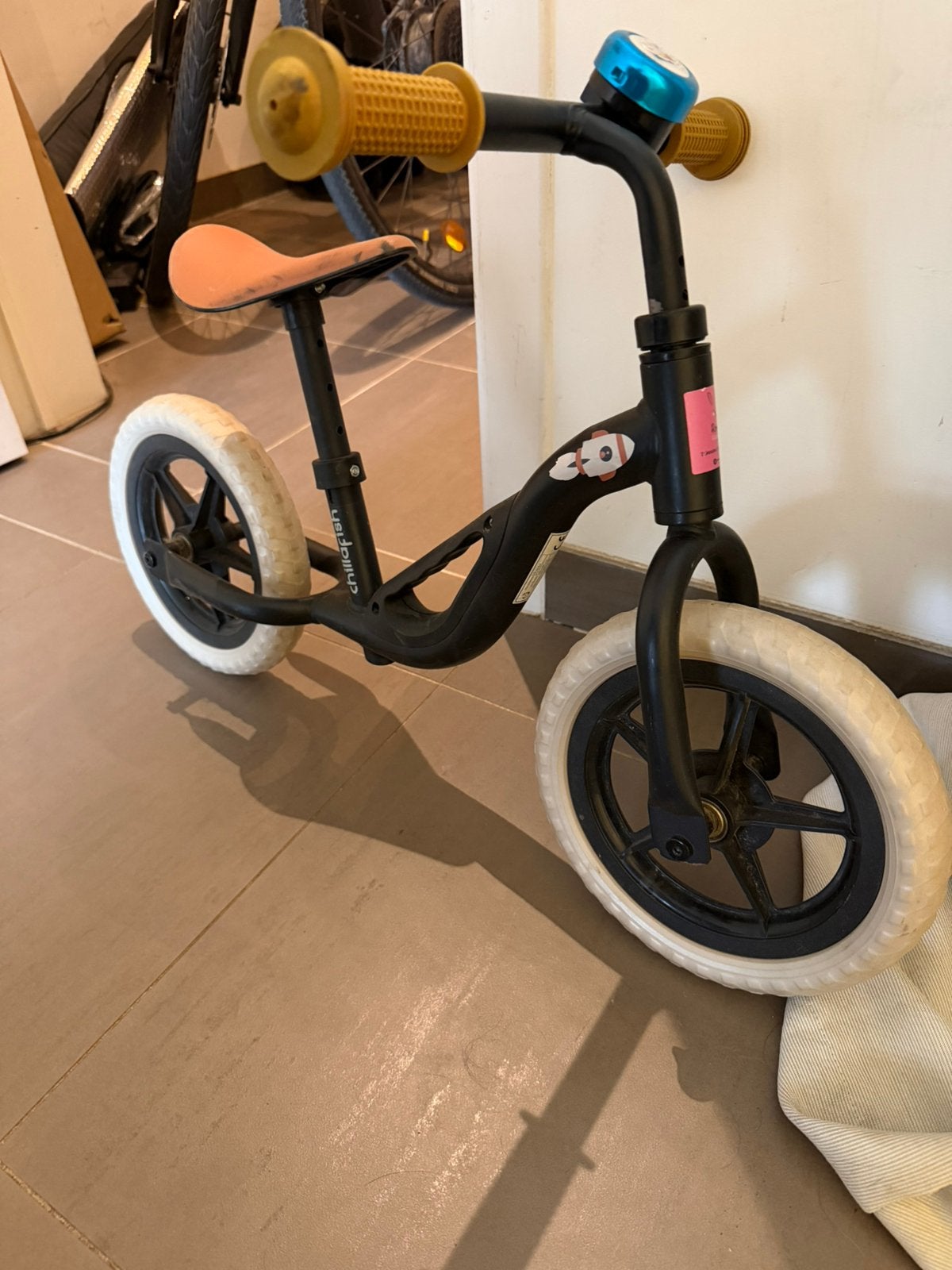 Vélo d'équilibre Chillafish, Enfants & Bébés, Enlèvement, Utilisé, Vélo d'équilibre