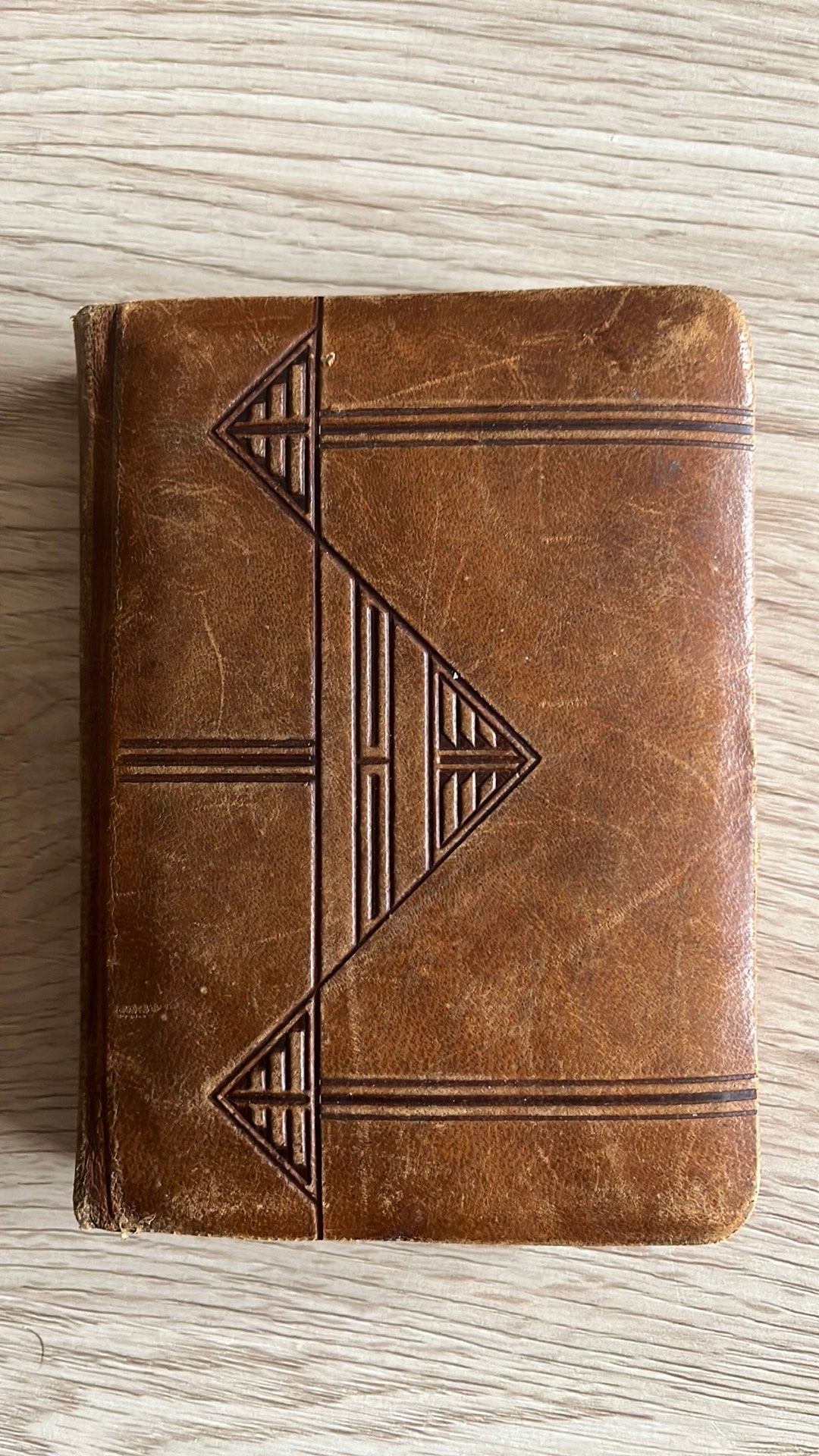 Missaal van Art Deco 1934, Ophalen